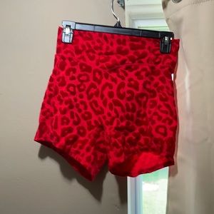 Balance Athletica, Kingdom, Lux Short Panther Fire